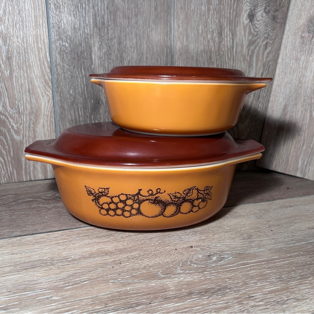 Vintage Pyrex Old Orchard Casserole Set | Retro Fruit |1.5 Qt + 1.75 Cup | 1970s